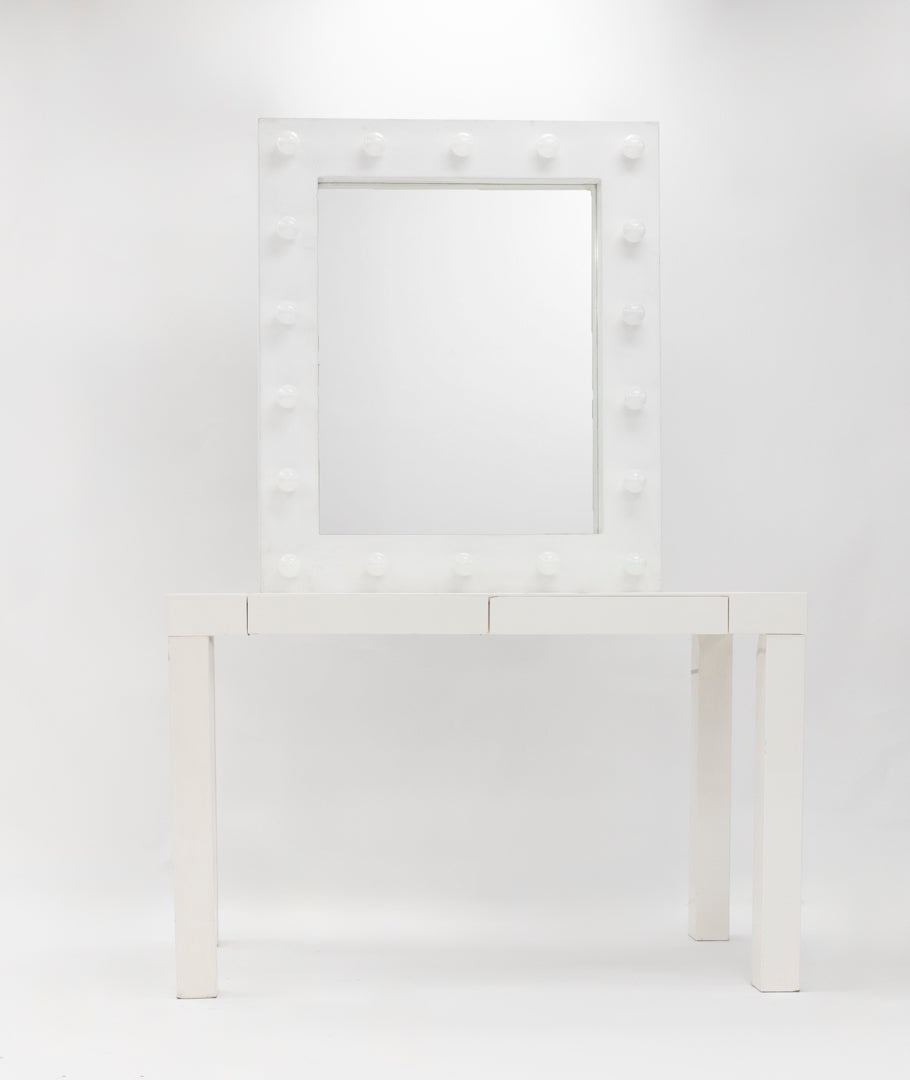 40"H White Makeup Mirror